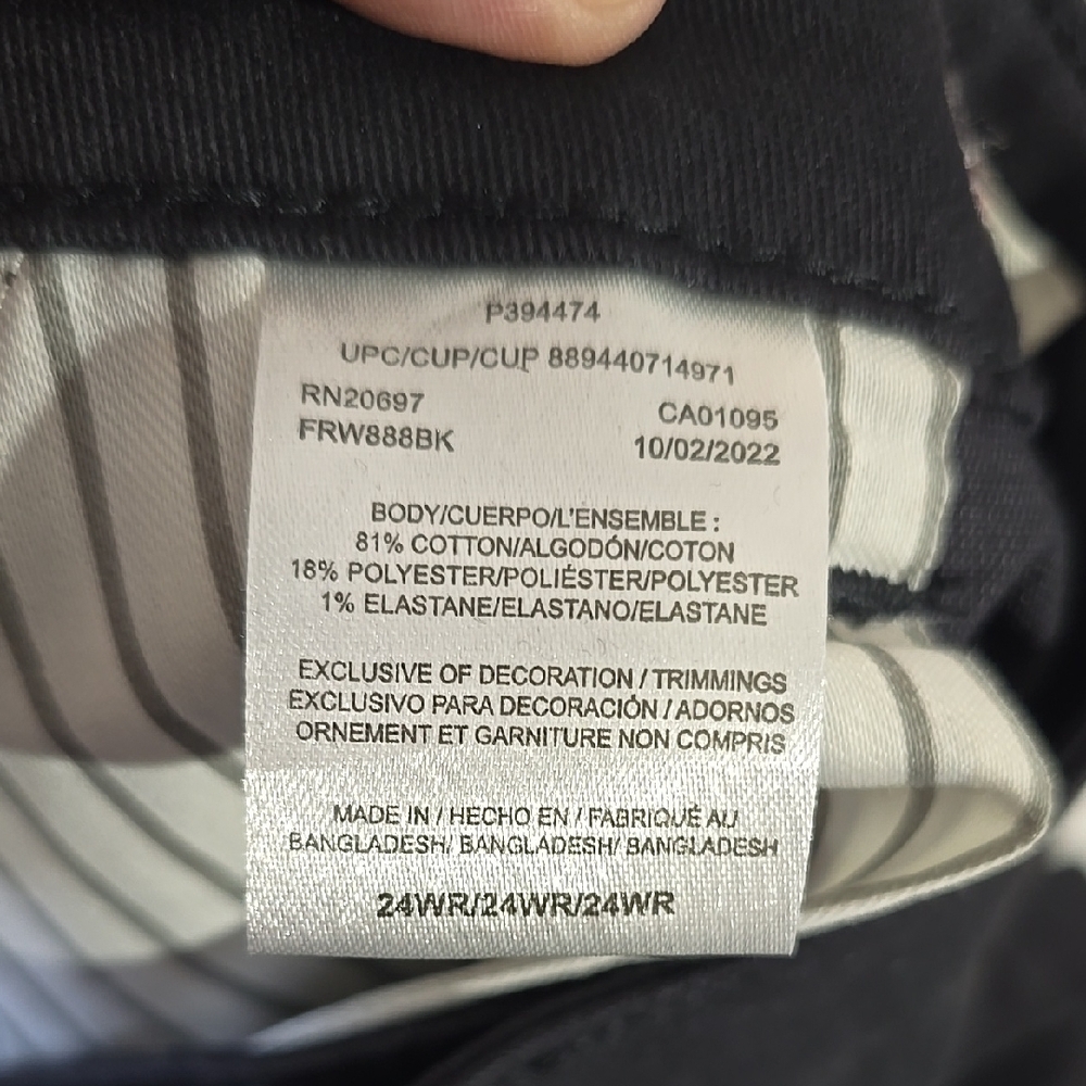 Dickies Cargo Shorts - Picture 4 of 14